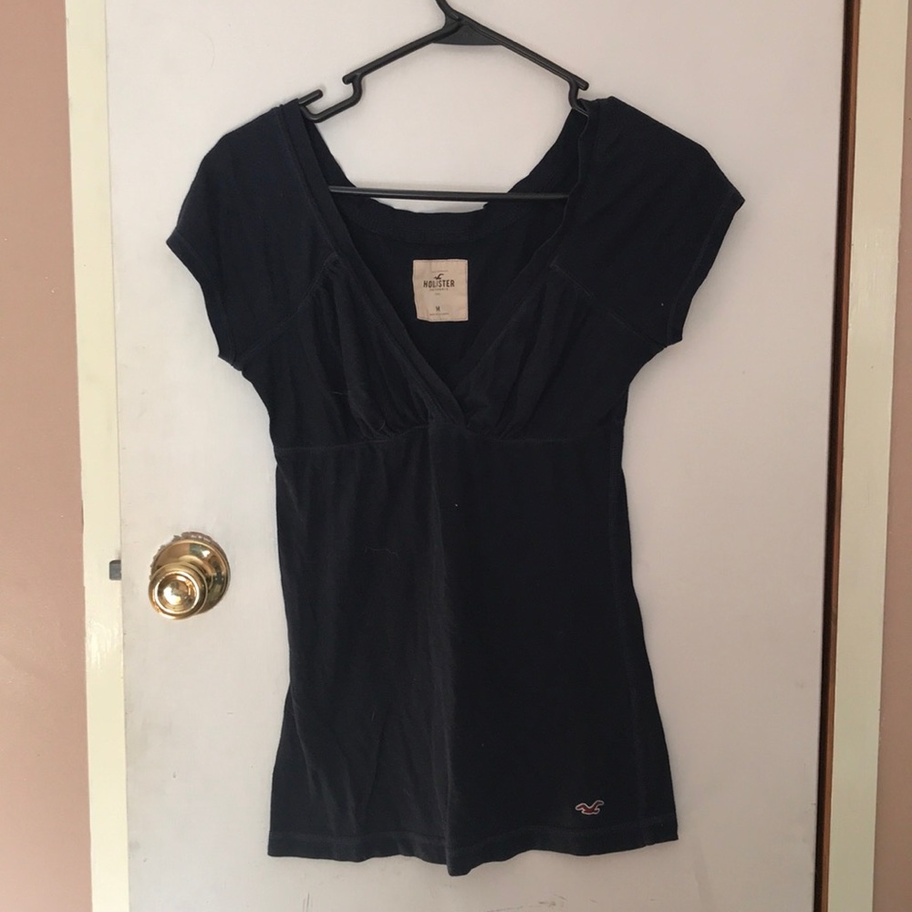 Hollister cute shirt